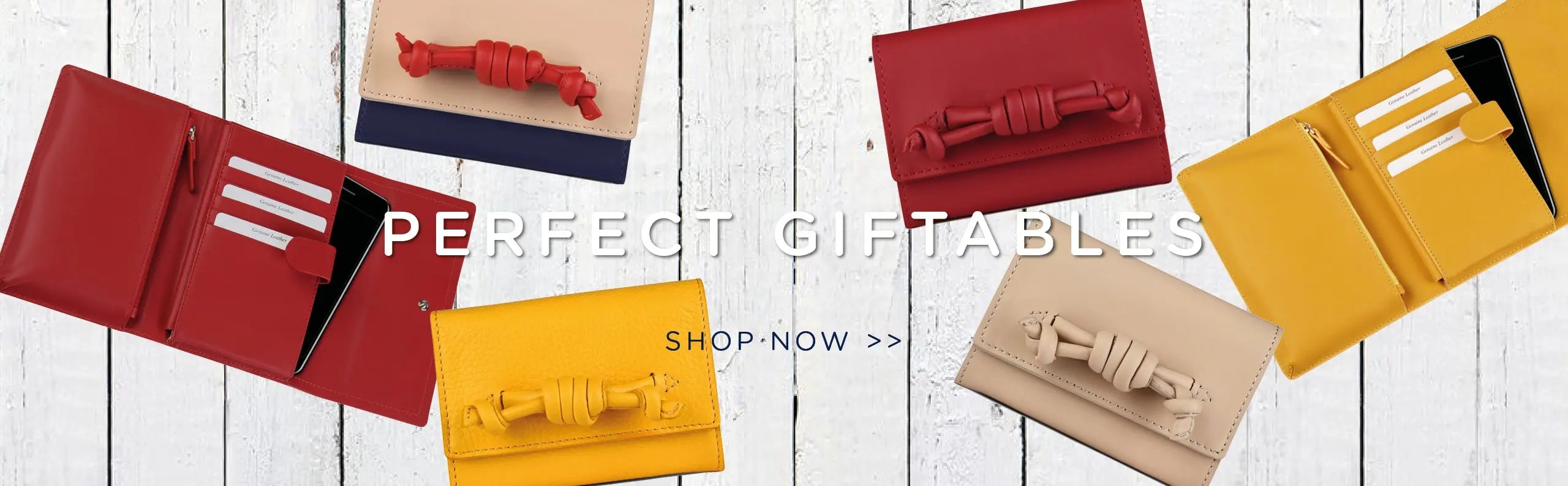 Small-Leather-Goods Esin Akan